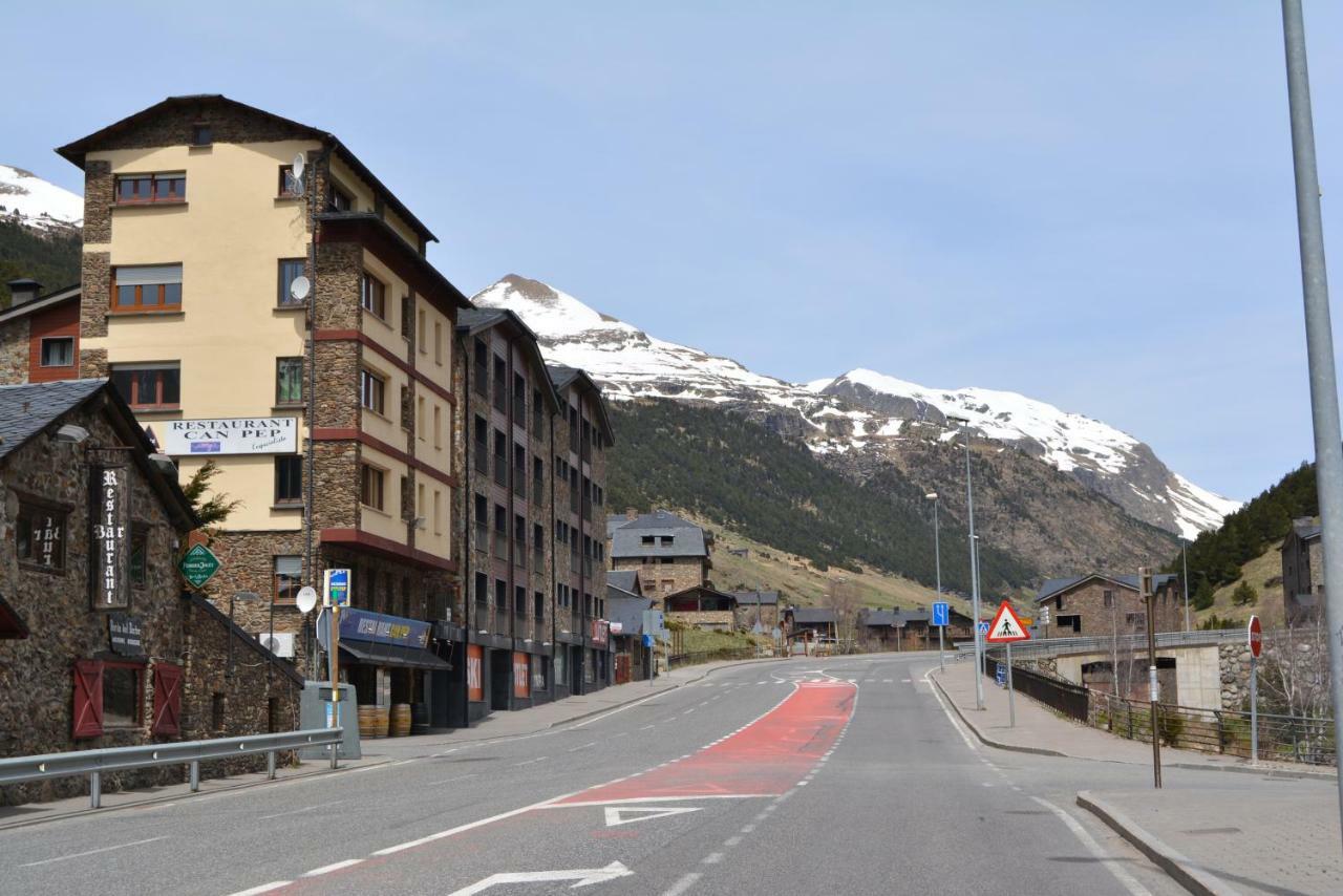 Apartaments Riu D'Incles Exterior photo